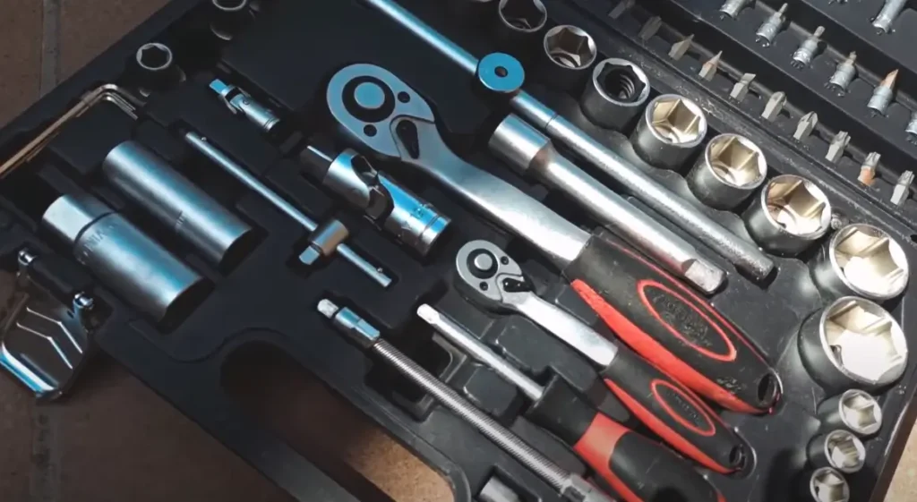 Herramientas para cambiar bombilla xenón Audi A3 8V