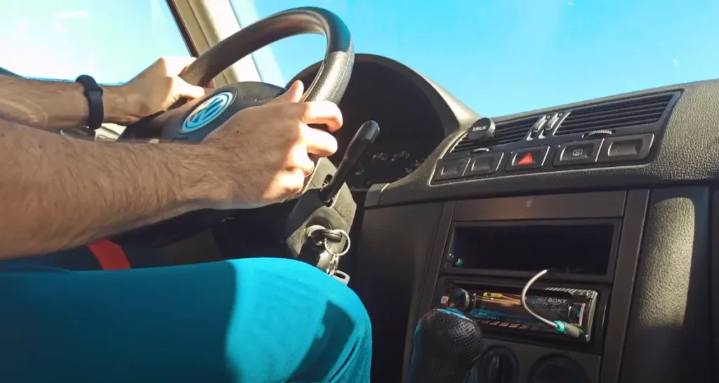 Cómo revisar un coche de segunda mano antes de comprarlo: